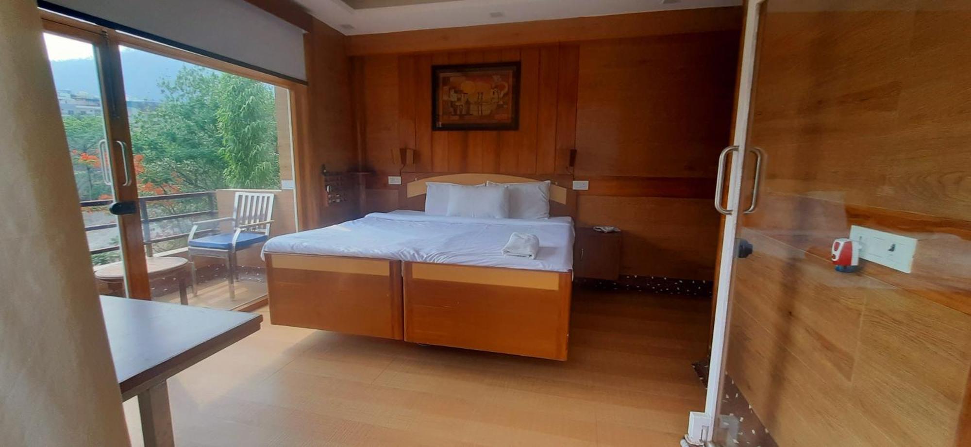 Aloha Serenity Apartments Rishikesh Room photo